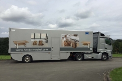 1 Achs Sattelauflieger für Road Show Zwecke mit einer Seitentür mit Coupe Einstieg (4)