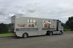 1 Achs Sattelauflieger für Road Show Zwecke mit einer Seitentür mit Coupe Einstieg (5)