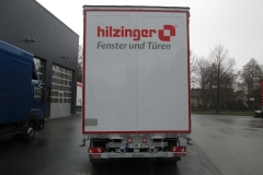 2 Achs Drehschemel Anhänger mit Staplerhalterung und einem Schiebesspann Planenaufbau (4)