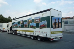 2 Achs JUMBO Sattelauflieger mit verfahrbarem Dachbaum fuer seitliche Kranbeladung und Heck Auffahrrampen (2)