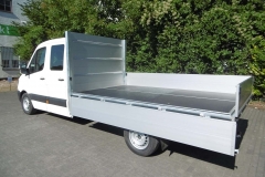 Aluminium Bordwandaufbau für Transporterklasse mit multifunktionaler Ladungssicherung (1)