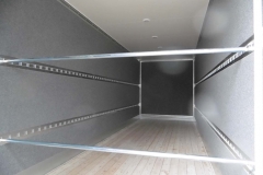 Möbel Kofferaufbau mit abklappbarer Treppe (1)