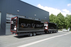 Zentralachs Anhänger mit federgestelle Heck Aufstiegstreppe für den späteren Ausbau für Road Show Zwecke (3)